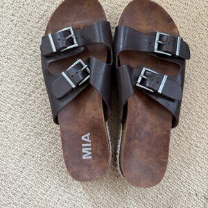 Mia Platform Sandals